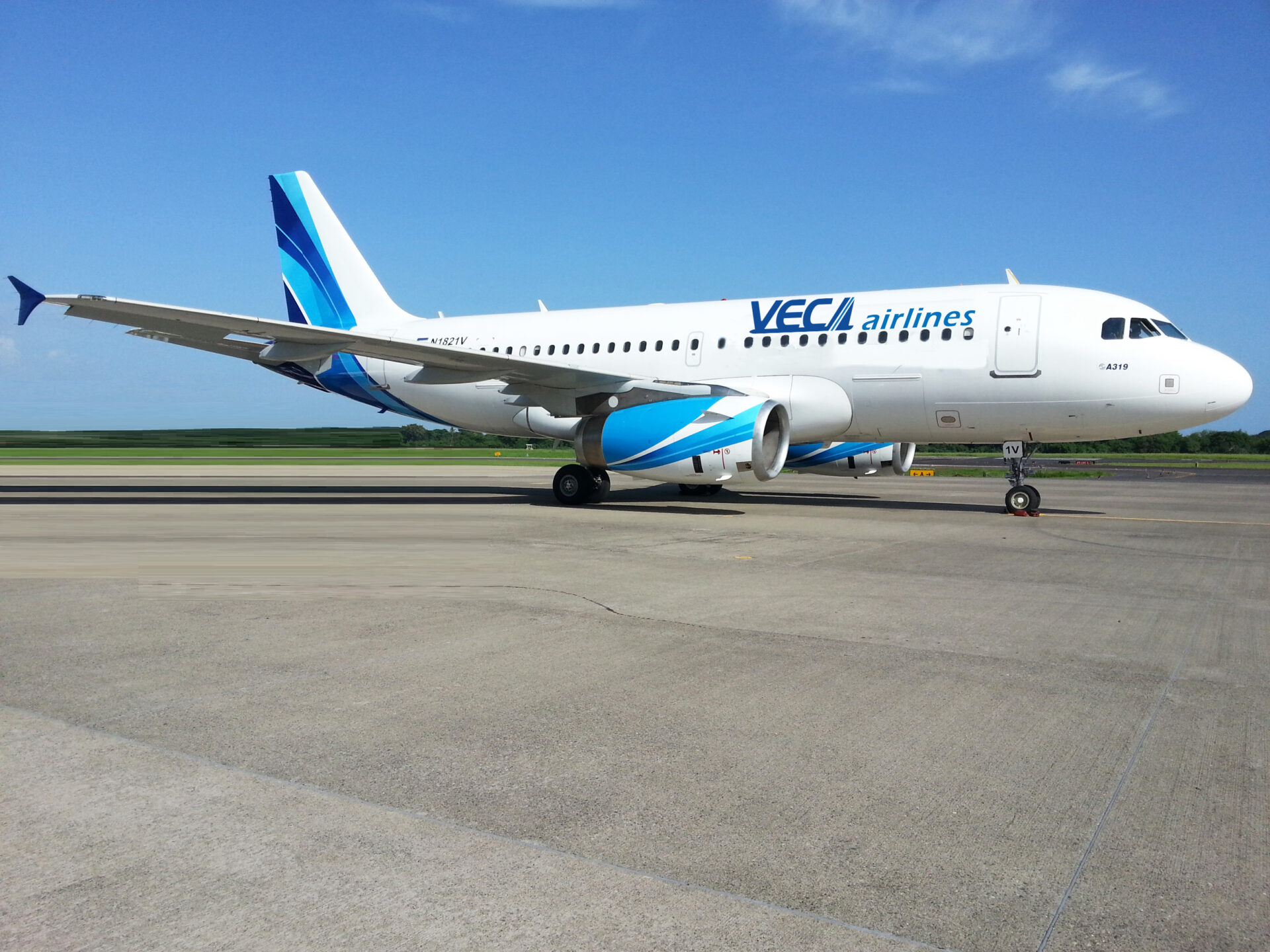 VECA Airlines inauguró vuelo a Costa Rica desde El Salvador