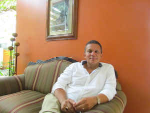 Sr. Randall Porras, Gerente y Propietario del Hotel Caña Brava