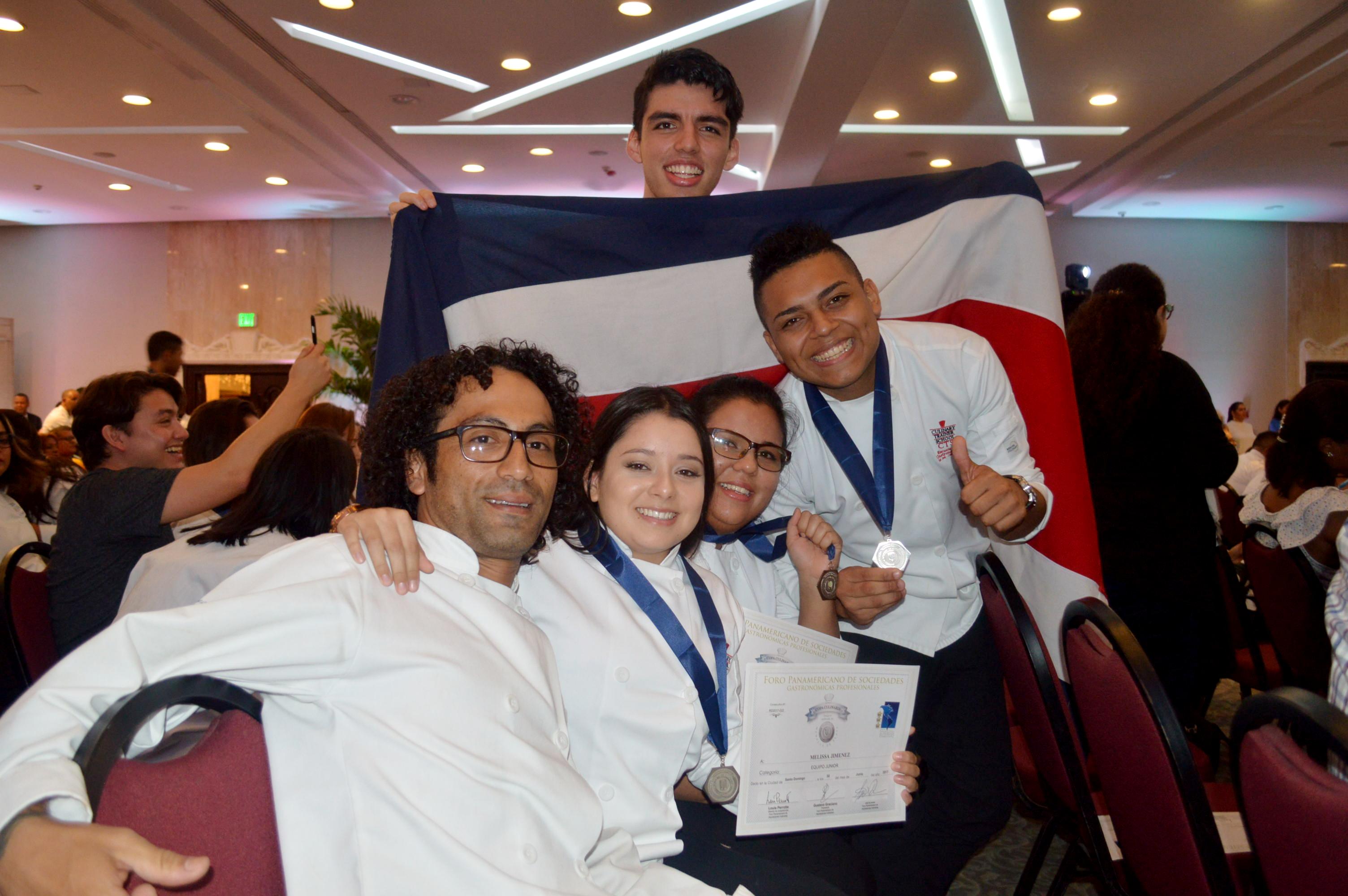 Chefs costarricenses ganaron plata y bronce en República Dominicana
