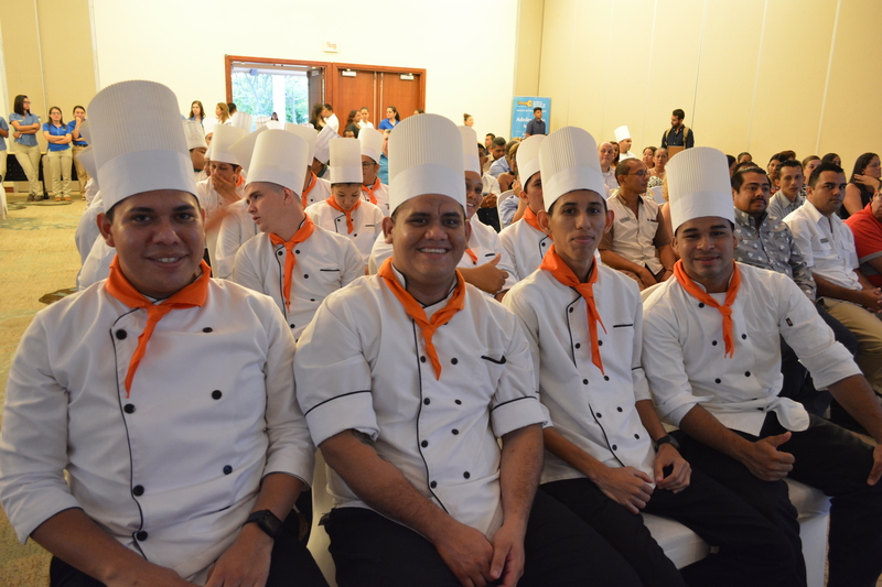 INA gradúa a 55 estudiantes en Cocina y A&B