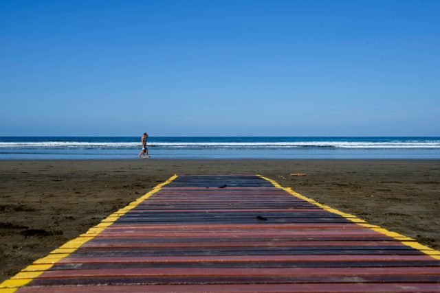 Jacó es la primera playa accesible de Centroamérica 