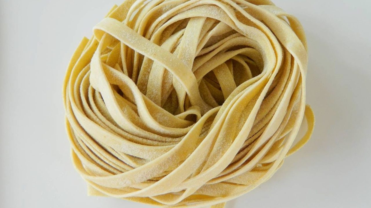 Pasta nacional con sello italiano