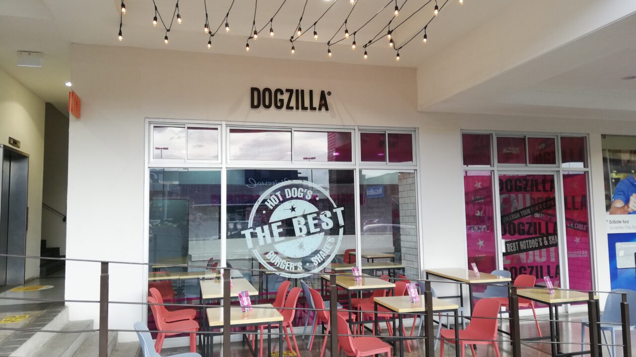 Nuevo restaurante Dogzilla en Heredia