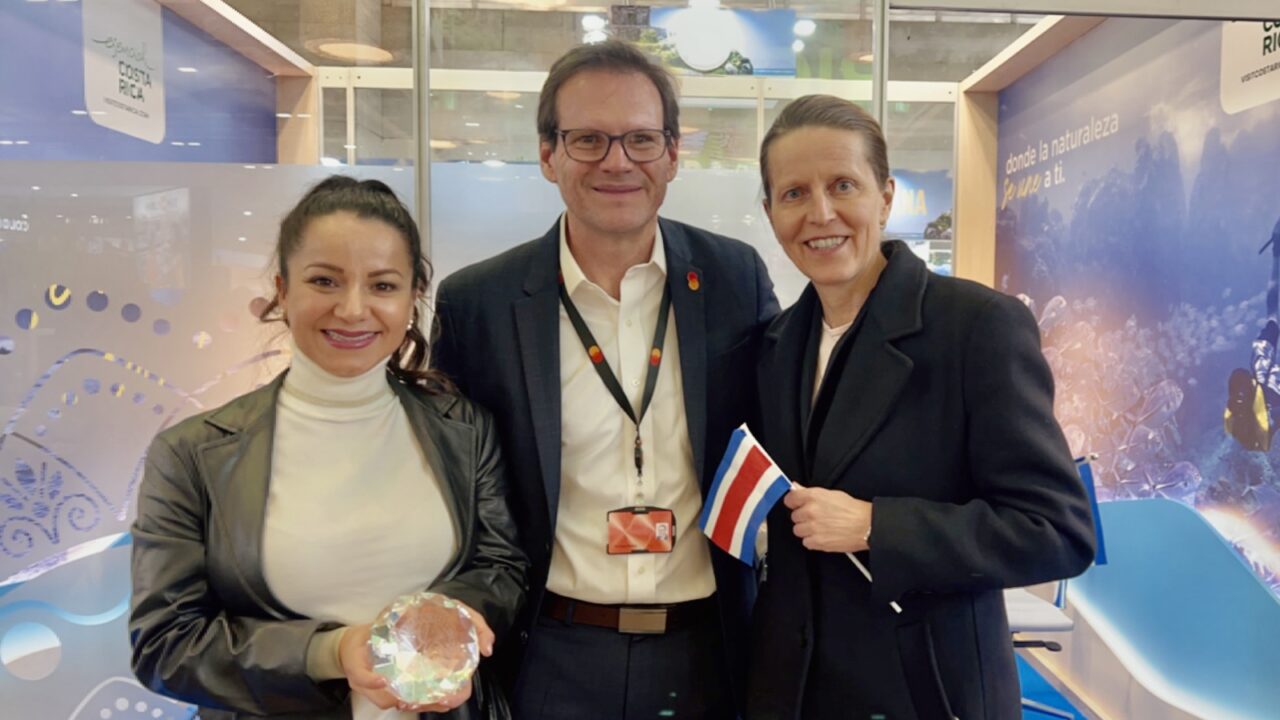 Costa Rica recibe premio de excelencia turística