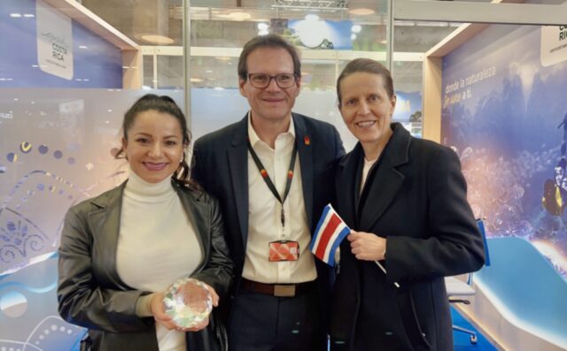 Costa Rica recibe premio de excelencia turística