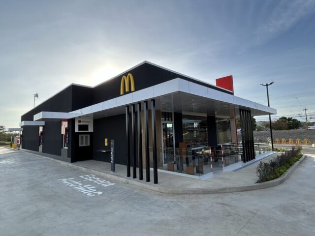 McDonald’s abre restaurante en Coyol y genera 35 empleos