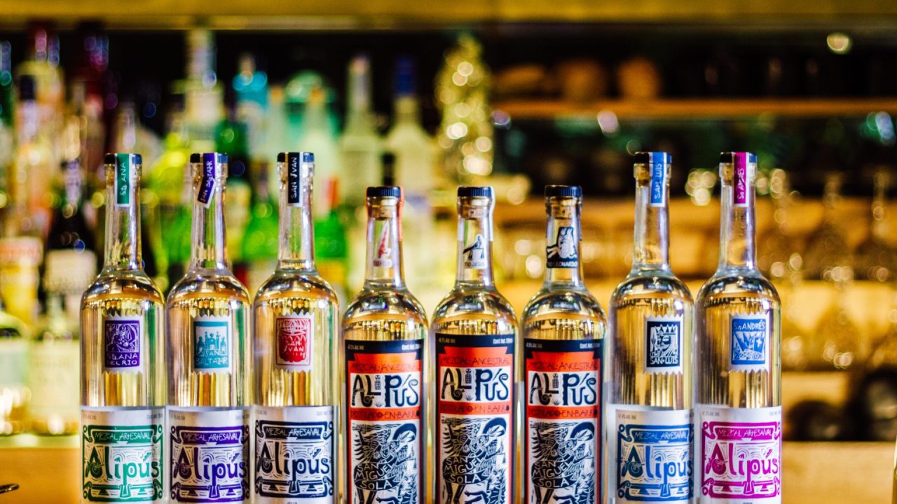 Grupo Los Danzantes lanza sus mezcales artesanales y Tequila Espolón en Costa Rica