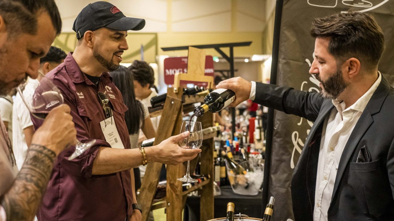 Expovino 2025 abre sus puertas con un día exclusivo para hoteles y restaurantes