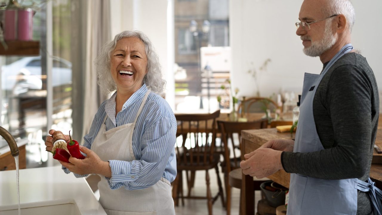 Escasez de talento: profesionales mayores de 50 años son clave para cerrar brechas en mercado laboral