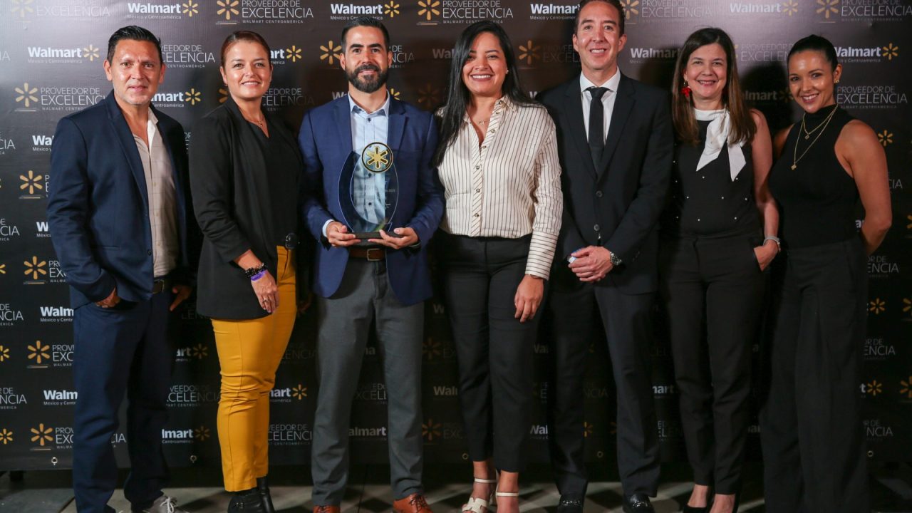 Unilever es reconocida por segundo año consecutivo en los Premios Proveedor de Excelencia de Walmart Centroamérica